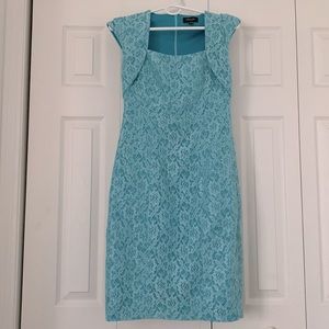Beautiful Lace Chaya dress! Size 4. In great condition.